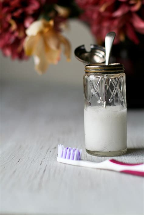 11 All-Natural And Healthy DIY Toothpaste Recipes - Shelterness