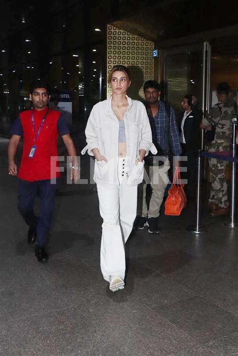Kriti Sanon Stuns in an Effortlessly Chic Airport Look