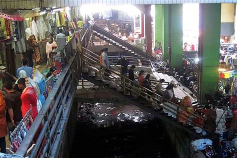 Shopping In Jakarta: 15 Best Markets, Malls, And Bazaars