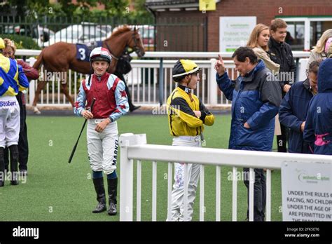 Wolverhampton Wolves Races 的图像结果