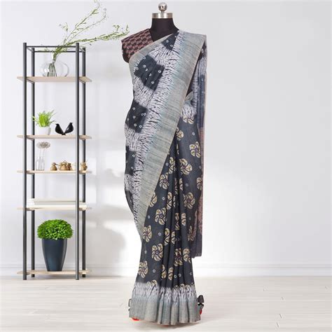 Glorious Black Coloured Casual Wear Printed Linen Saree