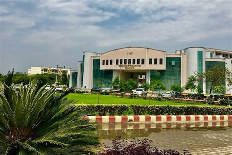 Teerthanker Mahaveer University, Faculty of Education Moradabad Campus ...
