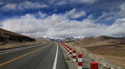 315国道, 起点青海西宁, 终点新疆喀什, 全程3063千米!|喀什|西宁|315_新浪新闻