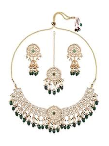 Buy ZAVERI PEARLS Green Kundan Artificial Stones & Beads Choker ...