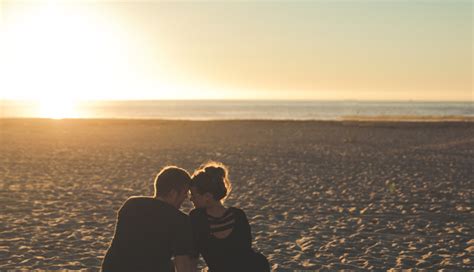 8 Ways To Be More Approachable To Guys Without Appearing Easy ...