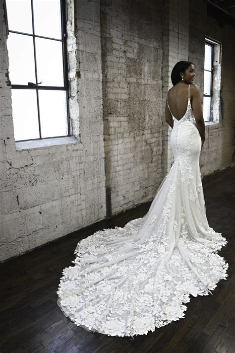 1305 Wedding Dress - Wedding Atelier NYC Martina Liana - New York City Bridal Boutique