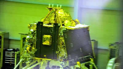 Lunar: Chandrayaan-2 detects high density plasma in Lunar wake region ...