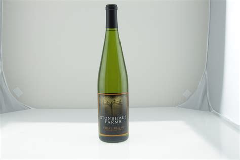 Wines | Stonehaus Farms Vineyard & Winery | Lee's Summit, MO