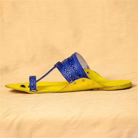Lemon & Blue Bliss – Vibrant Handcrafted Kolhapuri Chappals – Kalapuri
