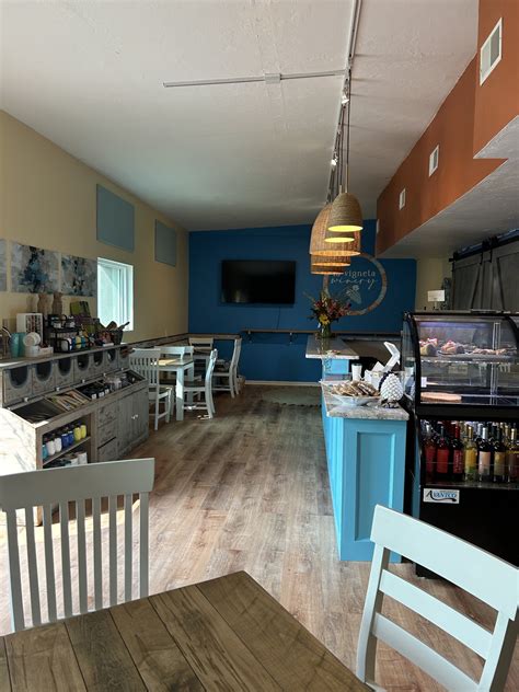 LA VIGNETA WINERY - Sarver PA - Hours, Directions, Reviews - Loc8NearMe