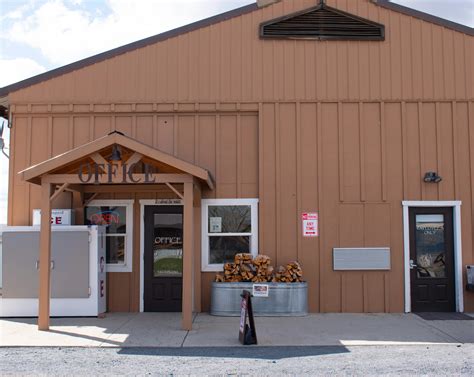 Crystal Crane Hot Springs in Burns, Oregon - Gallery