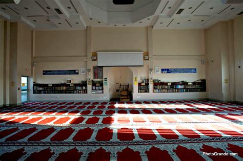 Background - Masjid Al-Farooq