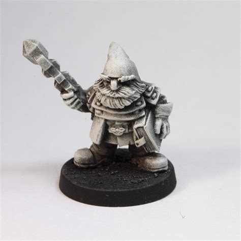 Stonehaven Miniatures Male Dwarven Mage Miniature Figure, 100% Pewter ...