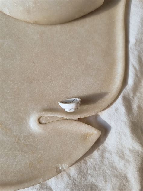 diya - Howlite miniature Lamp – Kiri Kiri