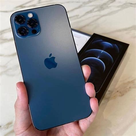 iPhone 12 Pro Blue Color 的图像结果