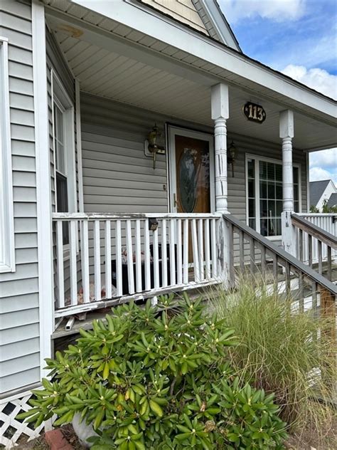 113 Pleasant St, Leominster, MA 01453 | Homes.com