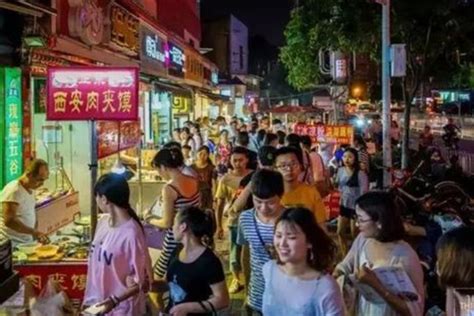 武汉吃货的十大圣地：虎泉街上榜，第三大学生聚集地_排行榜123网