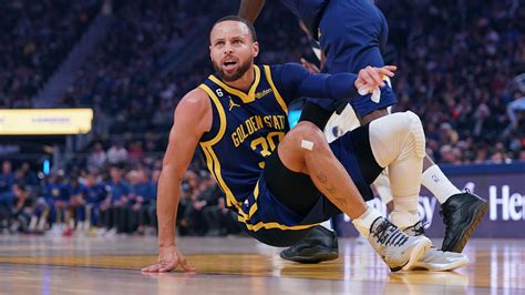 Stephen Curry (leg) expected to miss multiple weeks | NBA.com