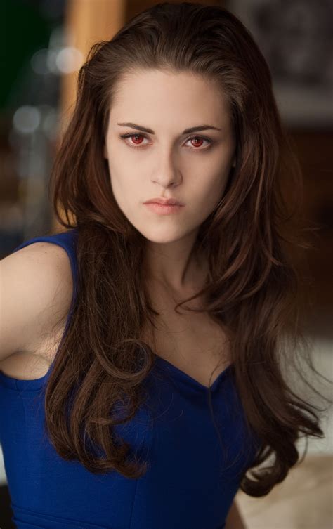 Two The Twilight Saga: Breaking Dawn - Part 2 Photos with Vampire Bella ...