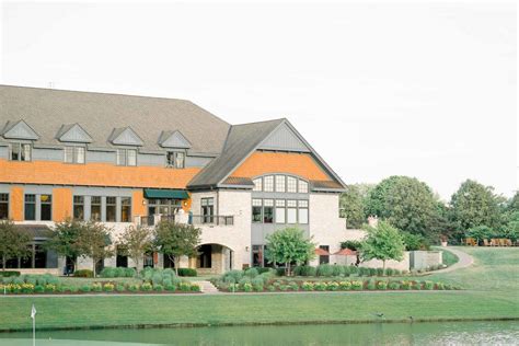 Midland Country Club Wedding in Midland, Michigan - Beyond Jade