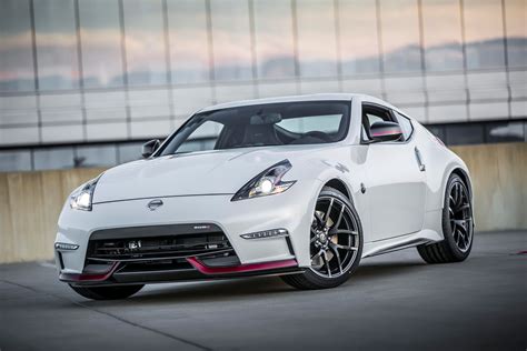 Nissan 370Z NISMO: Review, Pricing, Photos, and Specs