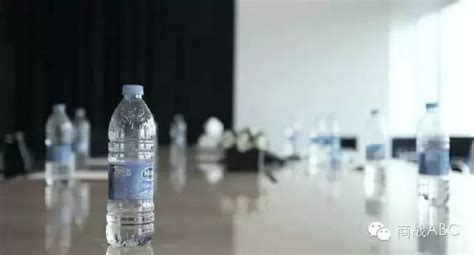 一家矿泉水公司靠卖半瓶水销售额提升了652％_联商网