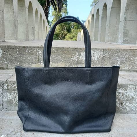 Malibú - Cuero Buenos Aires - English