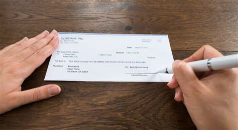 Sign Over a Check 的图像结果