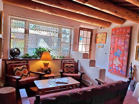 LA DONA LUZ INN, AN HISTORIC BED & BREAKFAST (Taos) - B&B Reviews ...