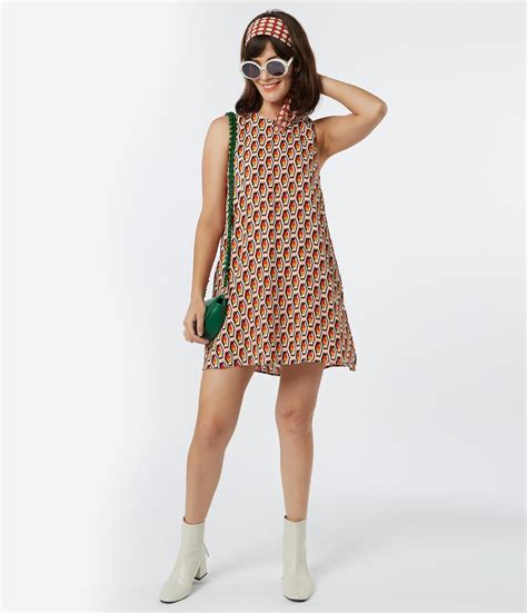 1960s Dress Styles | Swing, Shift, Mod, Mini Dresses | Printed shift ...
