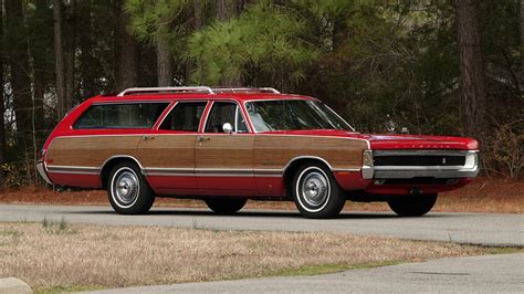 1970 Plymouth Sport Suburban Station Wagon | Raleigh Classic Car Auctions