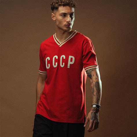 Camisa CCCP Retrô Retrôgol | Estilo Soviético Clássico e Icônico
