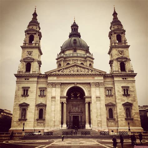 St. Stephen's Basilica in Budapest [Photo of the Week] - Jeffsetter Travel