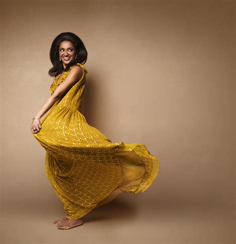 Sindhu Vee: Swanky