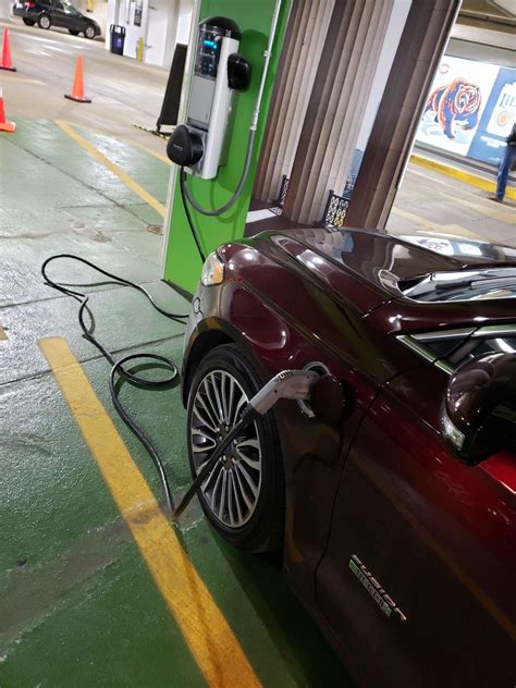 Soldier Field - North Garage | Chicago, IL | EV Station