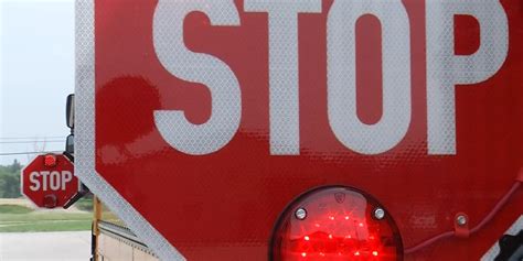 Video captures car passing stopped school bus in Cullman Co.