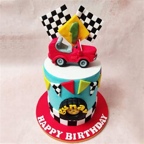Racing Car Cake | Finish Line Cake | Chequered flag Cake – Liliyum ...