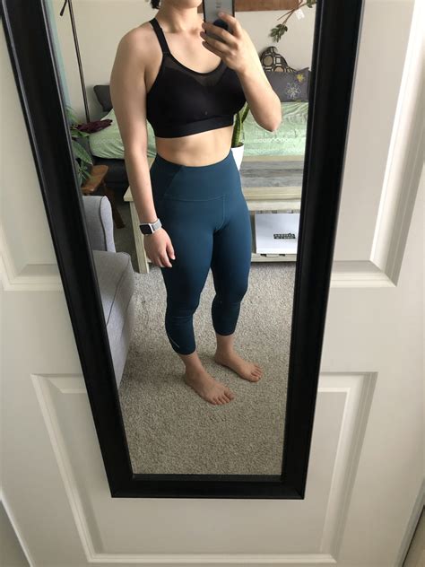 Fitness: Doing Chloe Ting’s 2020 Summer Shred Challenge – Bobbieness