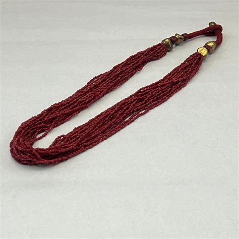 SEED BEAD WITH GOLD ALUMINIUM NUGGET & THREAD NECKLACE – dastakaaristore