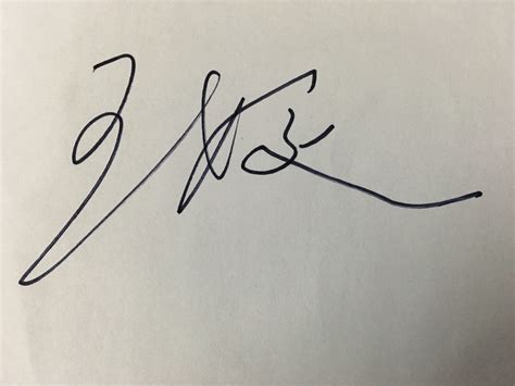 那位帮我设计个个人签名，简单易学一点的，姓名：李明 用拼音签也OK,lisucceedming@ 126.com_百度知道