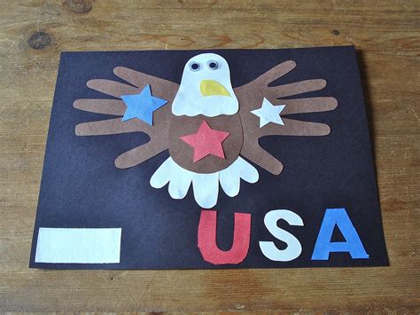 Memorial Day Craft For Toddlers | Oppidan Library | Preschool crafts, Patriotic crafts, Eagle craft