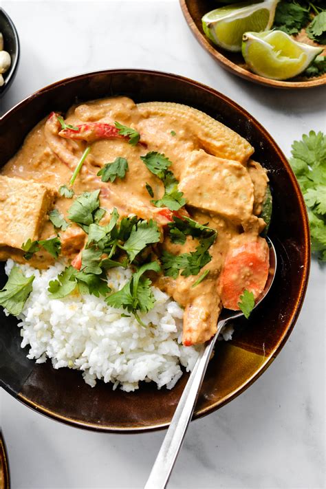 Vegan Red Thai Coconut Curry (with Pureed Chickpeas) - Okonomi Kitchen