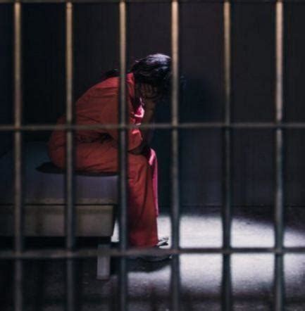 California Woman Fakes Cancer to Avoid Imprisonment for Fraud; Faces ...