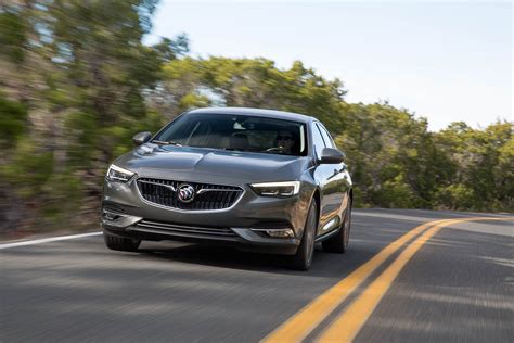 2018 Buick Regal Photos: Interior, Exterior, and Videos