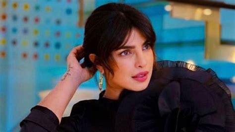 Priyanka Chopra’s statement-making black Armani blouse featured an ...