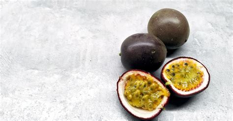 Passion Fruit Farming in India 2026: Cost, Profit, Varieties & Guide ...