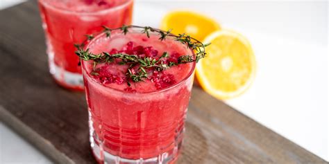 Best Fruity Alcoholic Drinks - Drunk Calc Blog