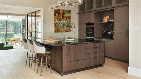Kitchen island costs: How to save money on this design feature ...