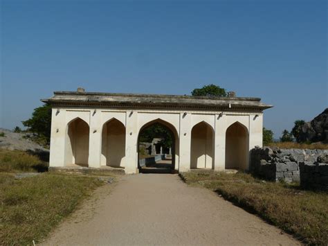 Gingee Fort: Inner Fort | Sarson ke Khet