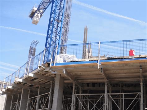 Roof Edge Protection System 的图像结果